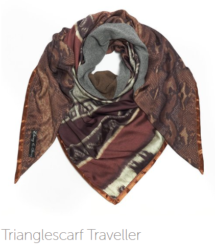 Ebony & Ivory - Triangle Scarf Traveller