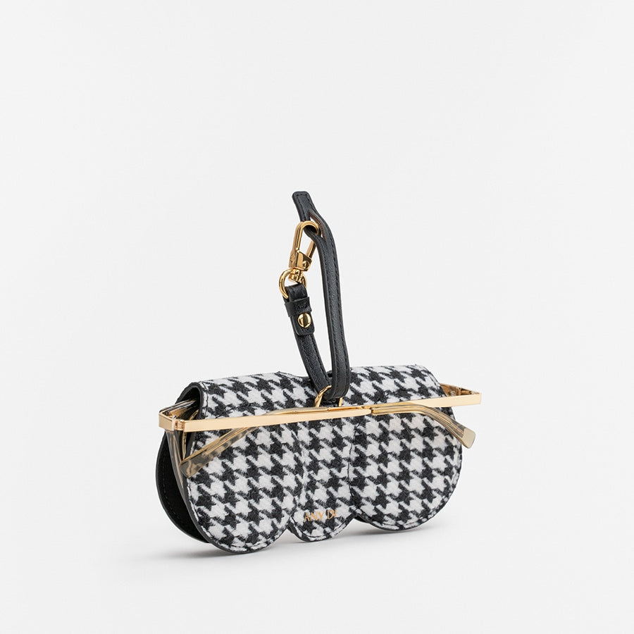 Preloved SunCover - Mrs Tweed WH